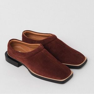 ABOUT ARIANE BURGUNDY MULES SIZE 38